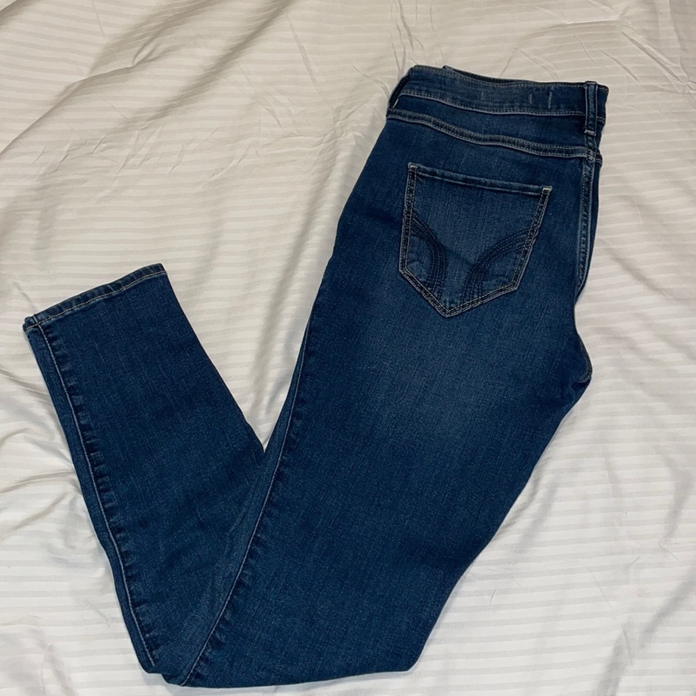 Hollister High-Rise Super Skinny Jeans